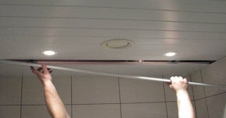 Демонтаж реечных потолков в Сестрорецке - цена за м2 от 465 рублей - Сварной-Сст